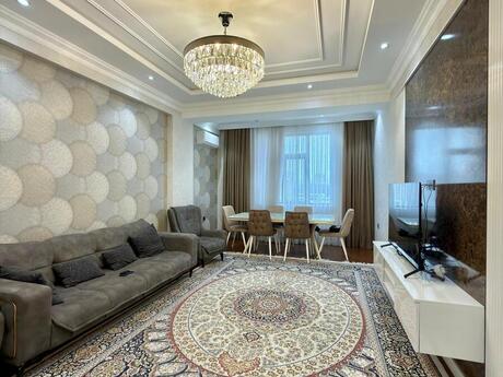 3-комн. новостройка - м. Нариман Нариманов - 120 м²