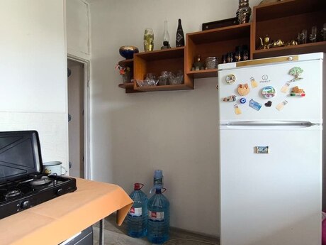 2 otaqlı köhnə tikili - Əhmədli m. - 45 m²
