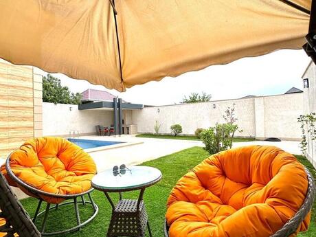 4 otaqlı həyət evi/bağ evi - Mərdəkan q. - 210 m²