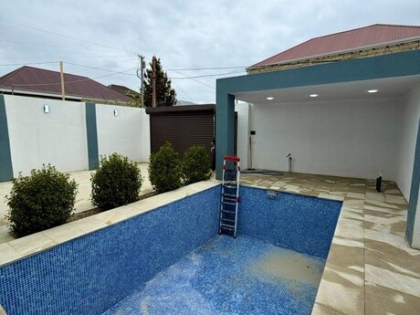 4 otaqlı həyət evi/bağ evi - Mərdəkan q. - 160 m²