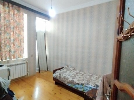 2-room apartment, 70 m², Həzi Aslanov: 143 000 ₼ 5