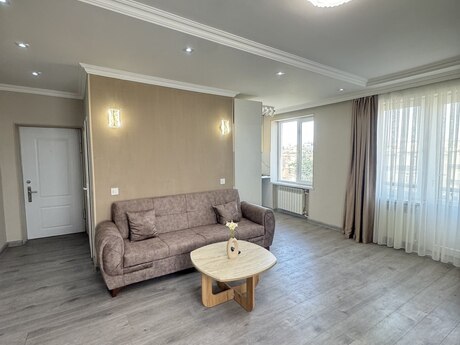 1 otaqlı köhnə tikili - Badamdar q. - 40 m²
