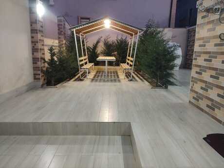4 otaqlı həyət evi/bağ evi - Buzovna q. - 150 m²