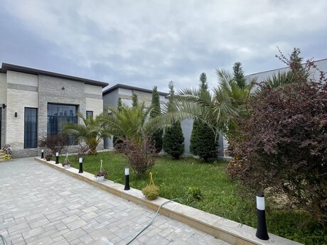 4 otaqlı həyət evi/bağ evi - Mərdəkan q. - 250 m²