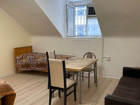 1 otaqlı köhnə tikili - Səbail r. - 35 m²