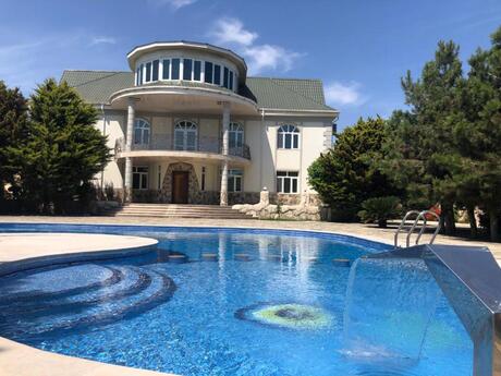 7 otaqlı həyət evi/bağ evi - Bilgəh q. - 520 m²