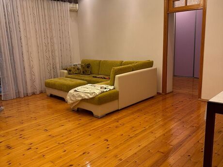 4 otaqlı həyət evi/bağ evi - Mərdəkan q. - 180 m²