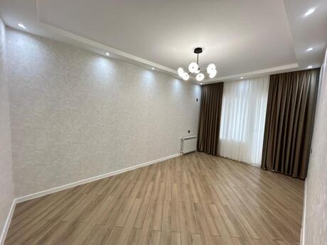 4 otaqlı köhnə tikili - Bakıxanov q. - 105 m²