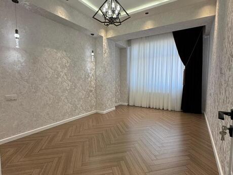 2-комнатная квартира, 65 м², İçəri Şəhər: 245 000 ₼ 2