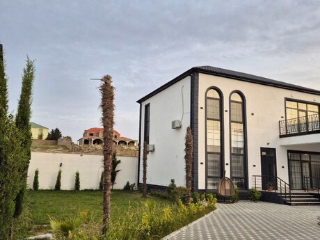 5 otaqlı həyət evi/bağ evi - Şağan q. - 250 m²