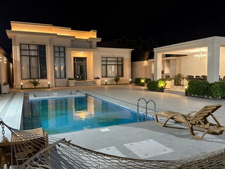 5 otaqlı həyət evi/bağ evi - Badamdar q. - 200 m²