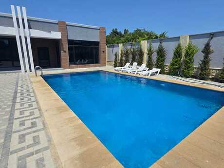 4 otaqlı həyət evi/bağ evi - Şüvəlan q. - 230 m²