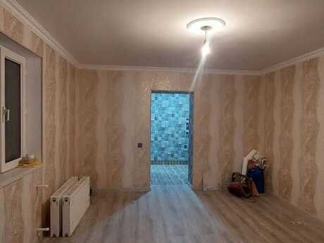 2 otaqlı həyət evi/bağ evi - Zabrat q. - 40 m²