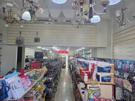 Obyekt - İnşaatçılar m. - 615 m²