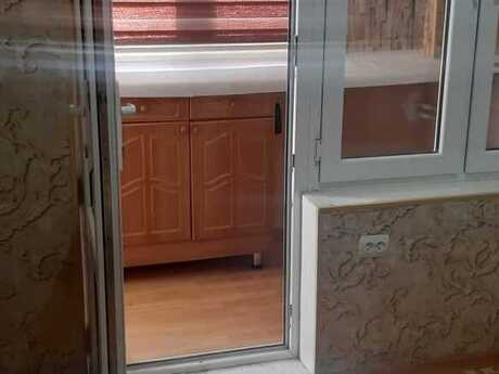2 otaqlı köhnə tikili - Köhnə Günəşli q. - 45 m²