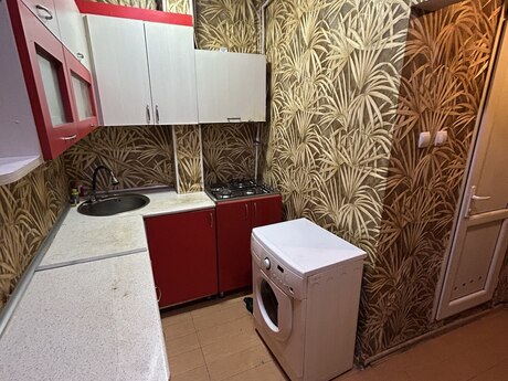 2 otaqlı köhnə tikili - Xətai r. - 45 m²