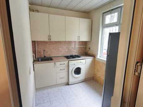 Объявление №6076018 - Баку, м. 20 января, 2-комн., 45 м², 1/5 этаж