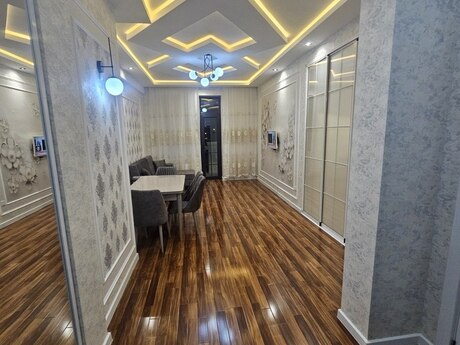 2-комн. новостройка - м. Элмляр Академиясы - 68 м²