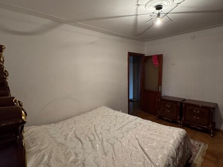 3-комн. вторичка - м. 20 января - 85 м²