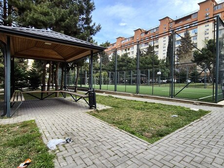 2 otaqlı köhnə tikili - Əhmədli m. - 65 m²