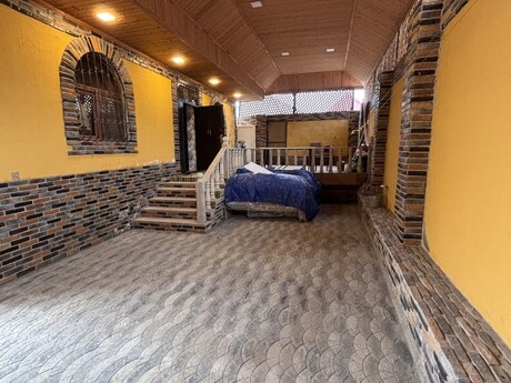 3 otaqlı həyət evi/bağ evi - Binəqədi q. - 100 m²