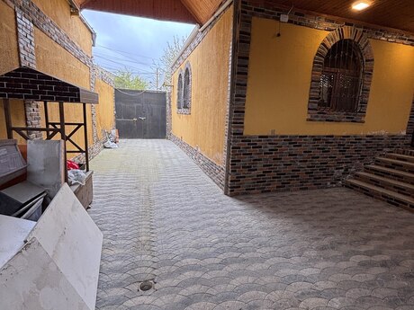 3 otaqlı həyət evi/bağ evi - Binəqədi q. - 100 m²