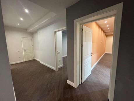4 otaqlı mənzil, 139 m², Həzi Aslanov: 330 000 ₼ 3