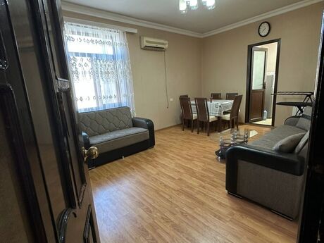 2 otaqlı köhnə tikili - Şah İsmayıl Xətai m. - 45 m²