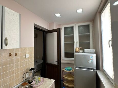 2 otaqlı köhnə tikili - Şah İsmayıl Xətai m. - 45 m²