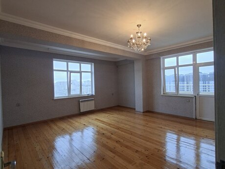 3 otaqlı yeni tikili - İnşaatçılar m. - 130 m²