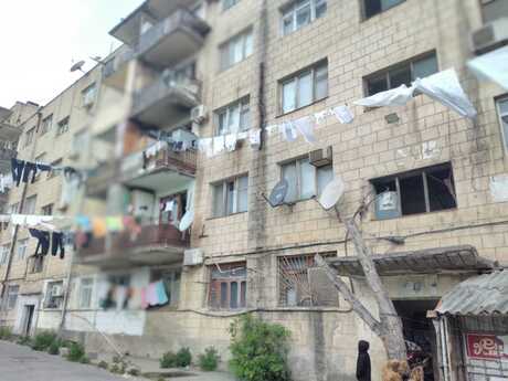 1 otaqlı köhnə tikili - Qaraçuxur q. - 25 m²