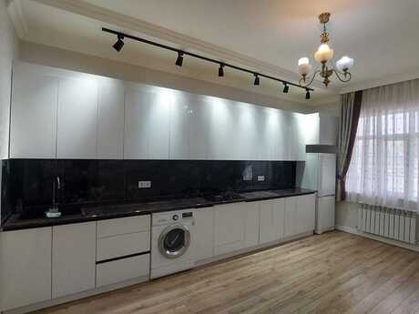 4 otaqlı həyət evi/bağ evi - Masazır q. - 200 m²