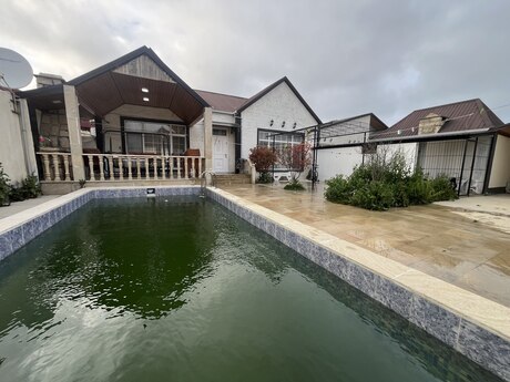 4 otaqlı həyət evi/bağ evi - Mərdəkan q. - 125 m²