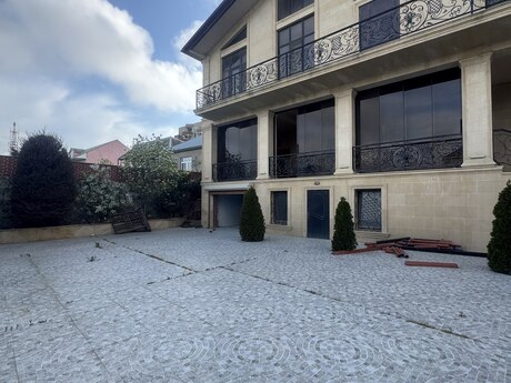 6 otaqlı həyət evi/bağ evi - Badamdar q. - 400 m²