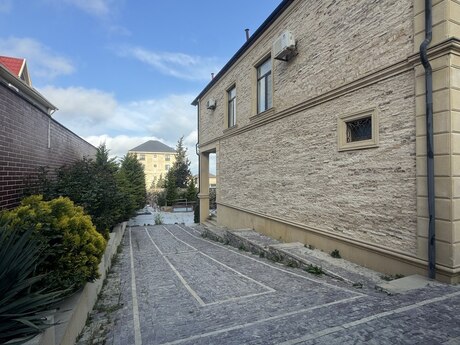 6 otaqlı həyət evi, 400 m², Badamdar: 790 000 ₼ 5