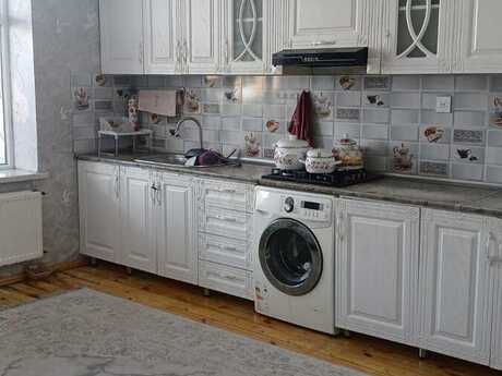 5 otaqlı həyət evi/bağ evi - Qala q. - 120 m²