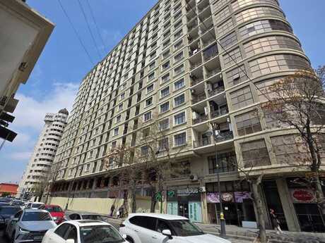3 otaqlı yeni tikili - Gənclik m. - 158 m²
