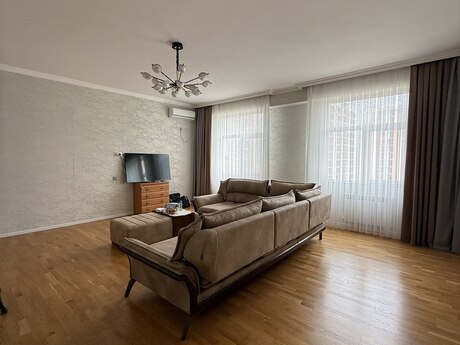 4 otaqlı yeni tikili - Yasamal q. - 157 m²