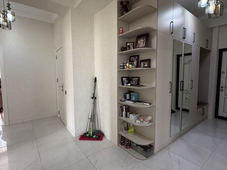 4 otaqlı yeni tikili - Yasamal q. - 157 m²