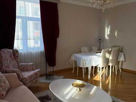 4 otaqlı yeni tikili - Nəsimi m. - 147 m²