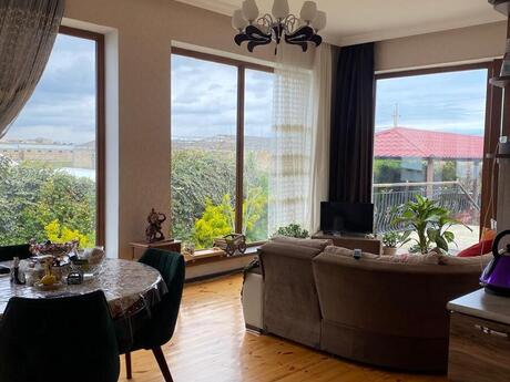 3 otaqlı həyət evi/bağ evi - Novxanı q. - 110 m²