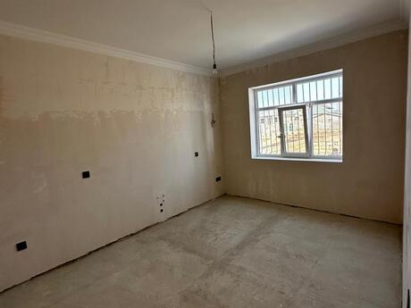 3 otaqlı həyət evi/bağ evi - Saray q. - 80 m²