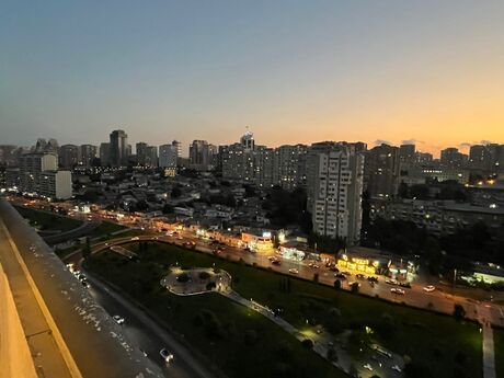 Elan №6076493 - Bakı, Nizami m., 3 otaqlı, 130 m², 16/17 mərtəbə