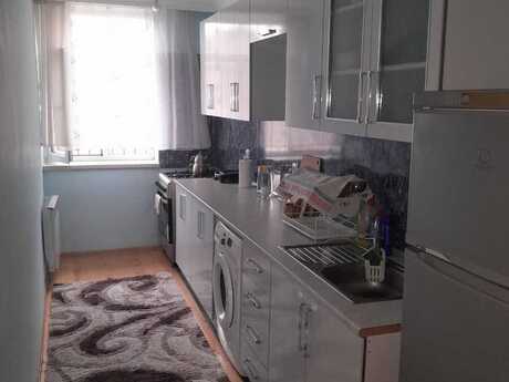4 otaqlı həyət evi/bağ evi - Avtovağzal m. - 110 m²