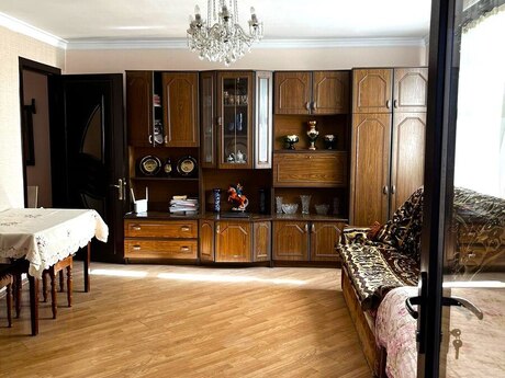 1 otaqlı köhnə tikili - Nəriman Nərimanov m. - 30 m²