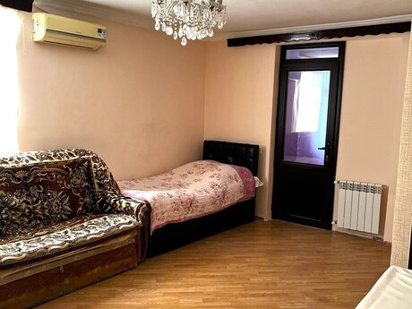 1 otaqlı köhnə tikili - Nəriman Nərimanov m. - 30 m²