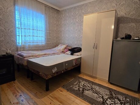 1 otaqlı həyət evi/bağ evi - Binə q. - 45 m²