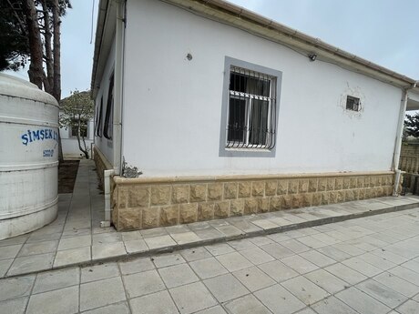 4 otaqlı həyət evi/bağ evi - Novxanı q. - 120 m²