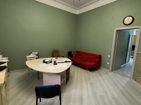 1-комн. офис - Насиминский р. - 45 м²