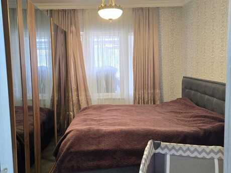 2 otaqlı köhnə tikili - Bakıxanov q. - 60 m²
